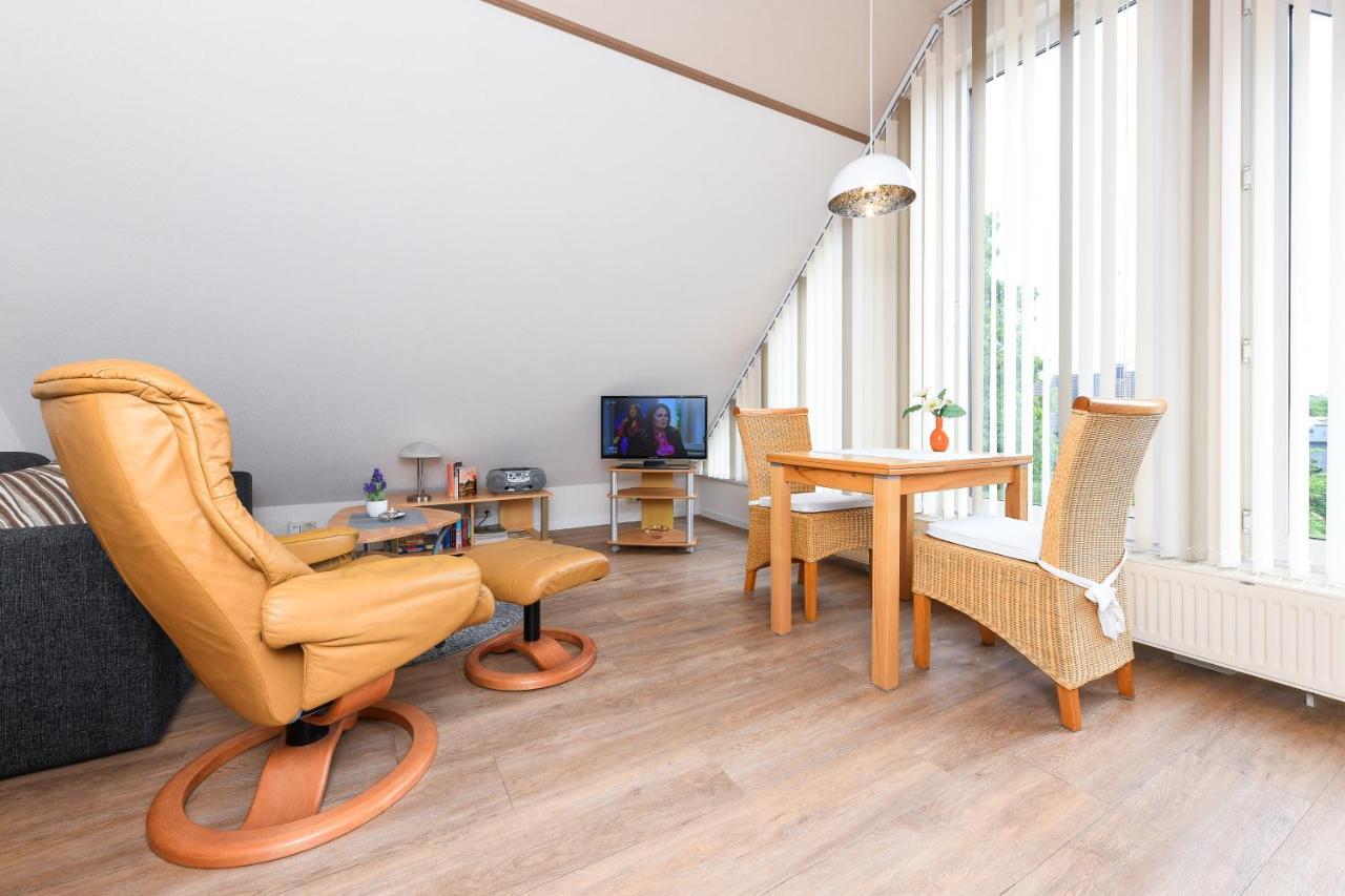 Ferienwohnungen Haus Sternenlicht Esens Exterior foto