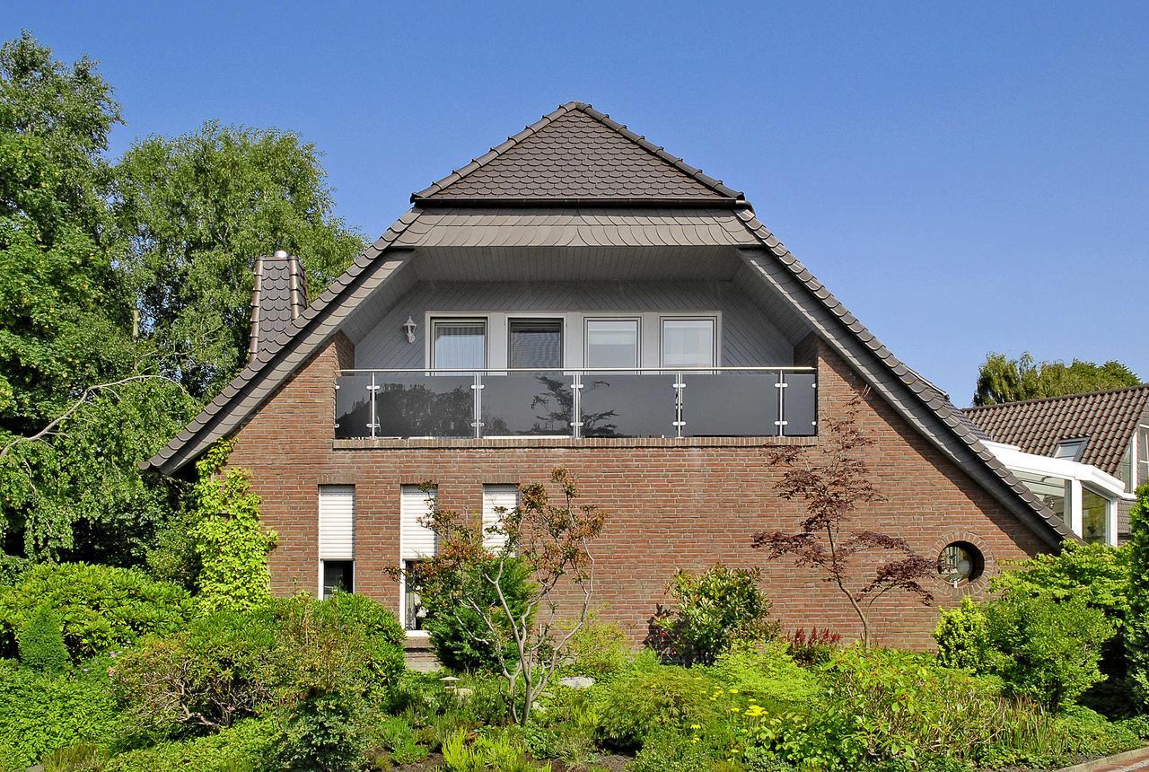 Ferienwohnungen Haus Sternenlicht Esens Exterior foto