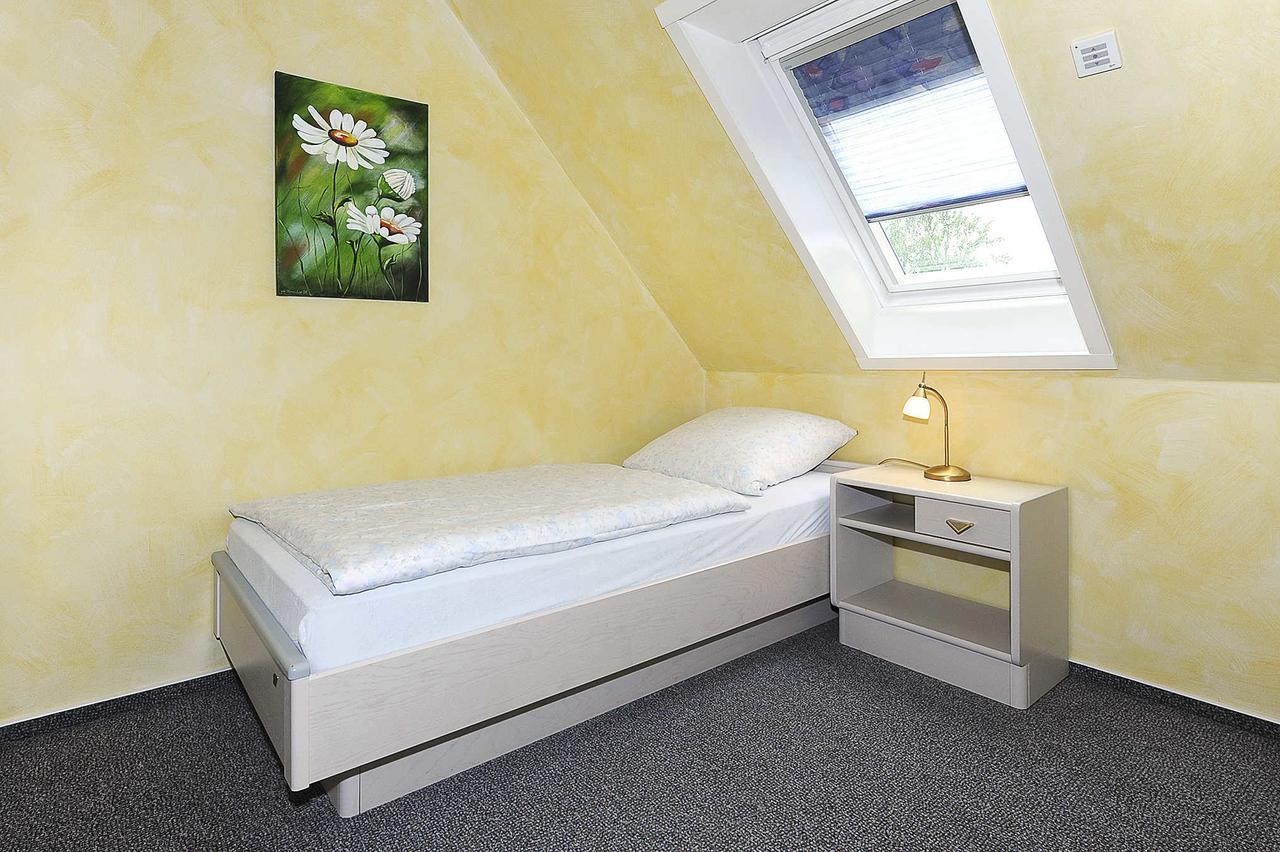 Ferienwohnungen Haus Sternenlicht Esens Exterior foto